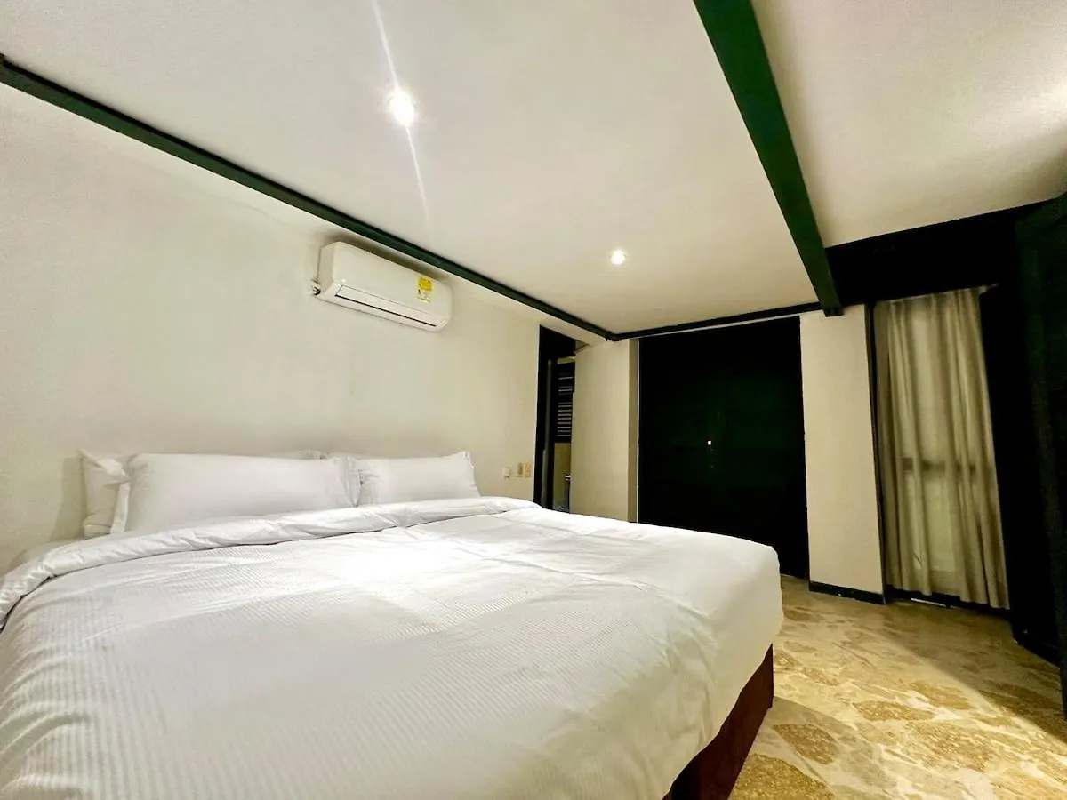 By Calamari Homes - El Porvenir 207 Walled City Cartagena شقة