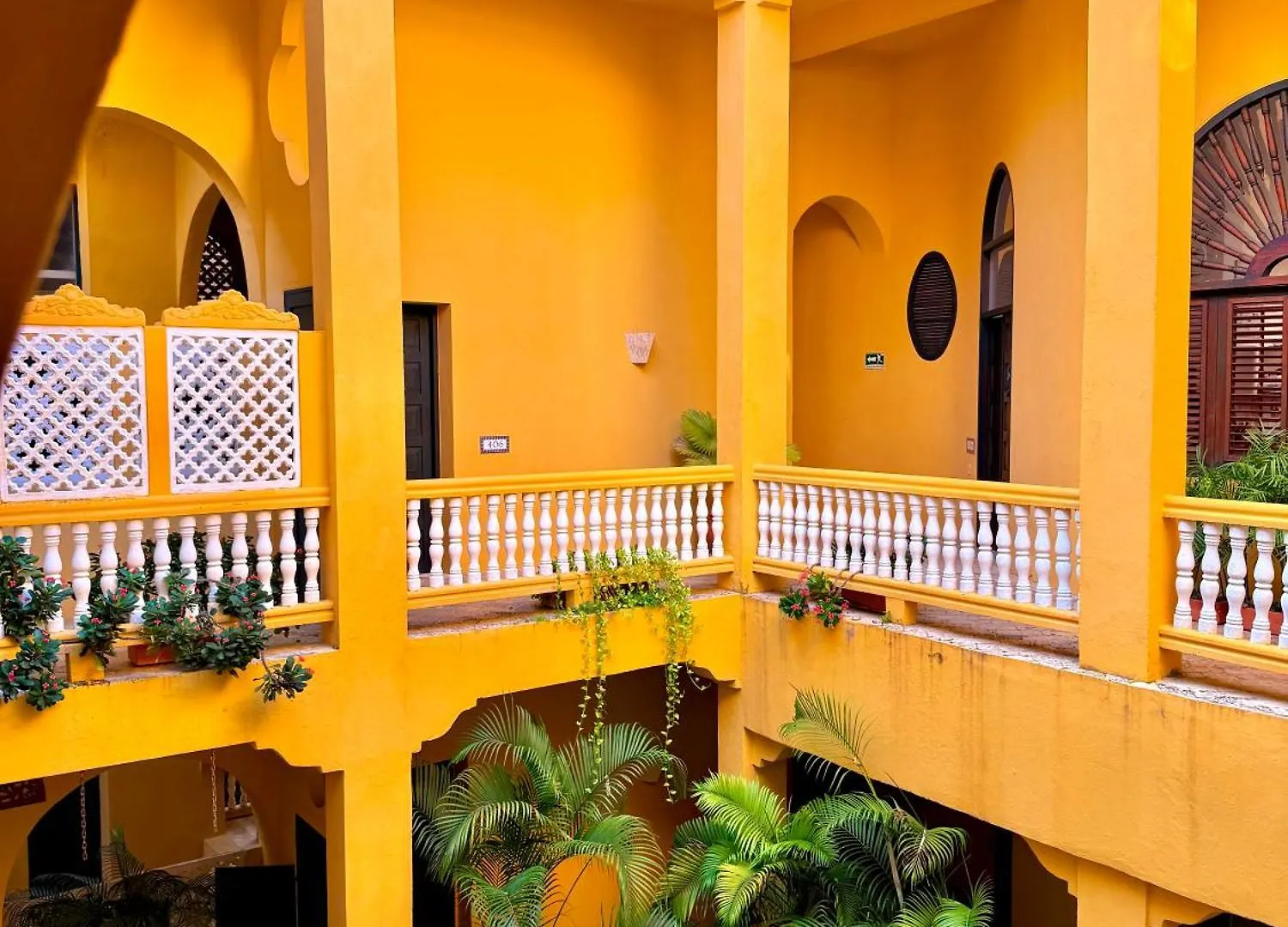 By Calamari Homes - El Porvenir 207 Walled City Cartagena كولومبيا